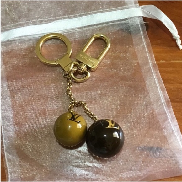 LOUIS VUITTON - Picture 6 of 16